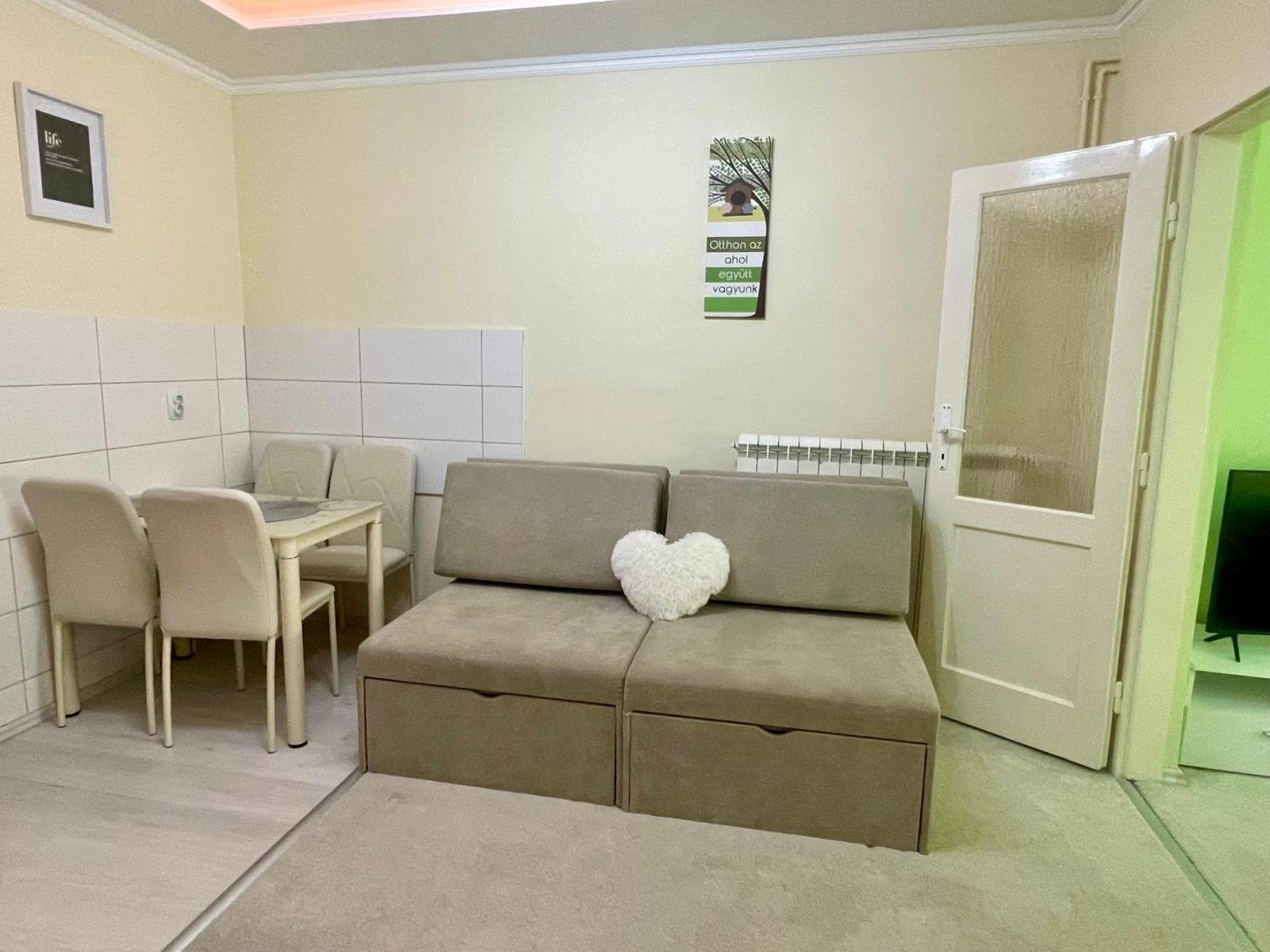 Belien Apartman Мако Экстерьер фото